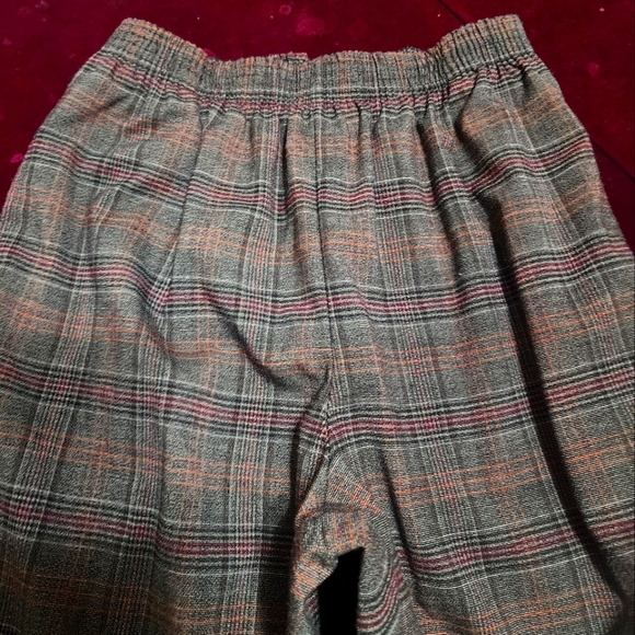 NWOT ... Bonworth Pull-On Trousers / pants in Brown Plaid - Picture 4 of 9